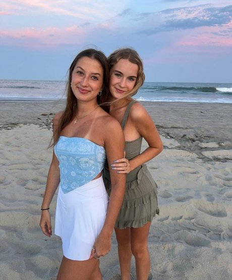 Naakte gelekte OnlyFans-foto van Maddie Gilmore