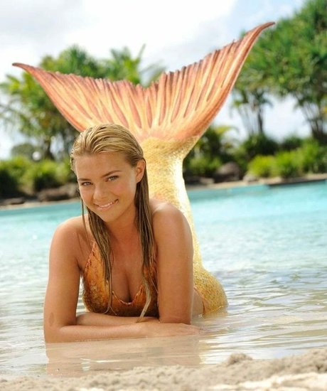 Naakte gelekte OnlyFans-foto van Indiana Evans