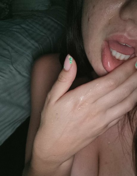 Naakte gelekte OnlyFans-foto van Lanireixo
