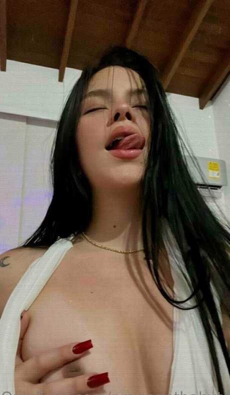 Naakte gelekte OnlyFans-foto van Babytammybg