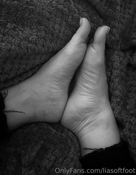 Naakte gelekte OnlyFans-foto van Liasoftfoot