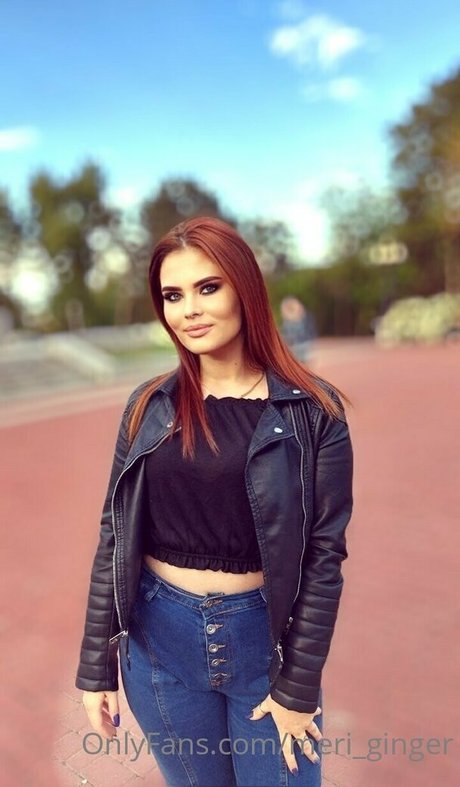 Naakte gelekte OnlyFans-foto van Meriginger