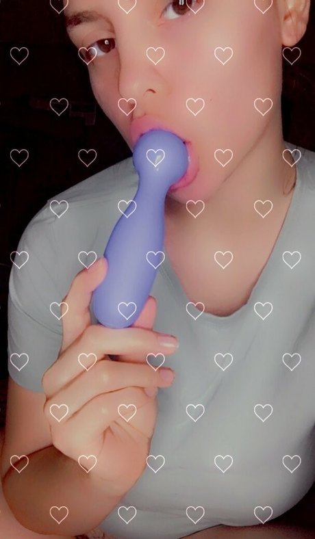Naakte gelekte OnlyFans-foto van Skitttziez