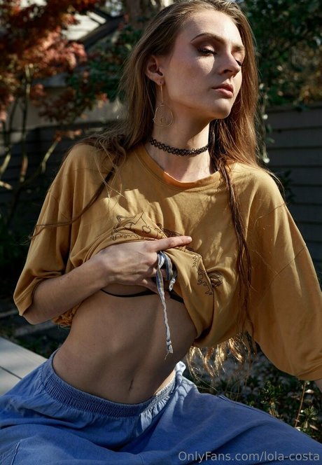 Lola-costa