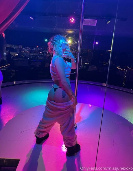 Naakte gelekte OnlyFans-foto van Aaliyahcruz00