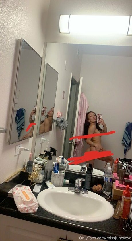 Naakte gelekte OnlyFans-foto van Aaliyahcruz00