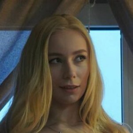Naakte gelekte OnlyFans-foto van Vika54784