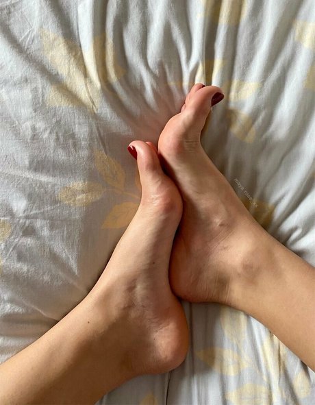 Naakte gelekte OnlyFans-foto van Mayarosexx