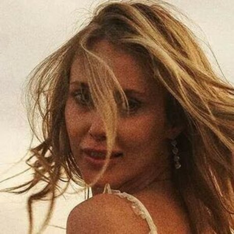 Naakte gelekte OnlyFans-foto van Mylina