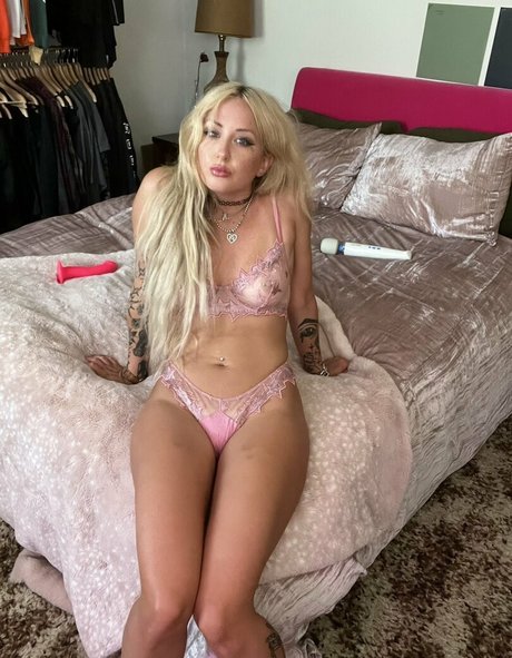 Naakte gelekte OnlyFans-foto van Lexigreene