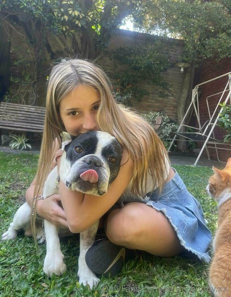 Naakte gelekte OnlyFans-foto van Sunnybunnyxx