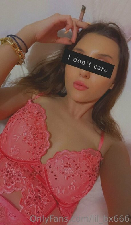 Naakte gelekte OnlyFans-foto van Lilbx666
