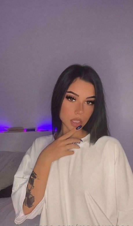 Naakte gelekte OnlyFans-foto van Mayaxrosee