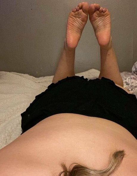 Dropdeadfeet