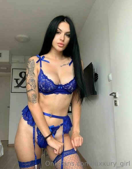 Naakte gelekte OnlyFans-foto van Katanacat