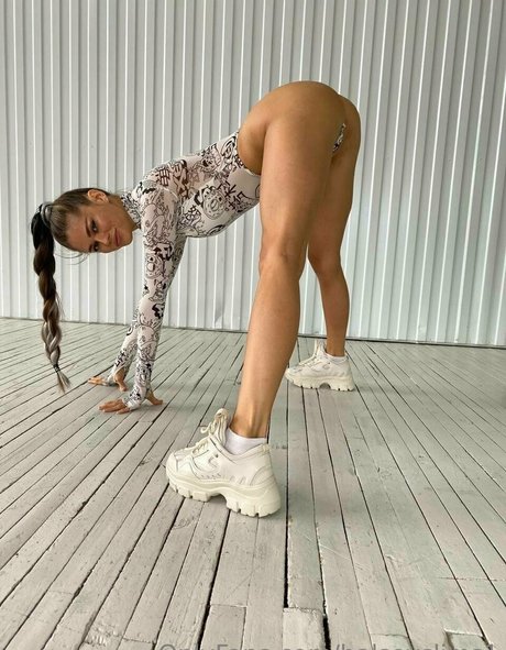 Naakte gelekte OnlyFans-foto van Halseyslims1