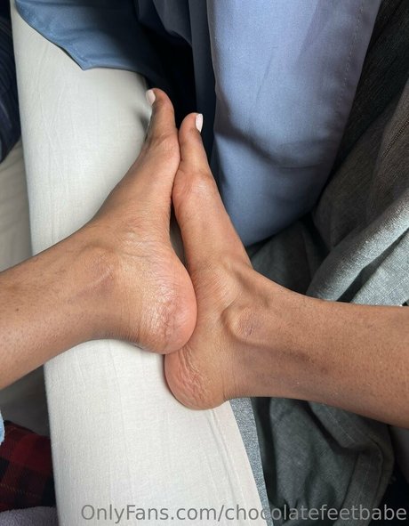 Chocolatefeetbabe