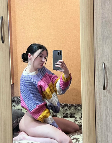 Naakte gelekte OnlyFans-foto van Amandasi