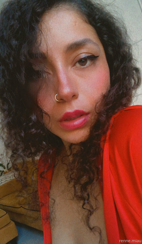 Naakte gelekte OnlyFans-foto van Rennemiau