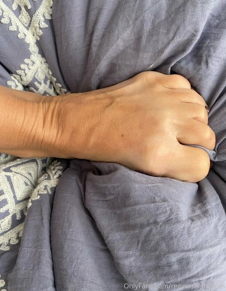 Naakte gelekte OnlyFans-foto van Missmatriarch