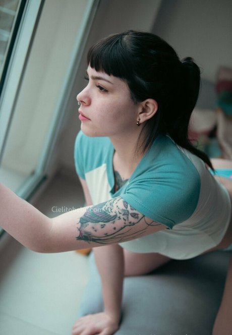 Naakte gelekte OnlyFans-foto van Cielitobebe