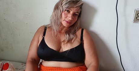 Naakte gelekte OnlyFans-foto van Graca Vieira