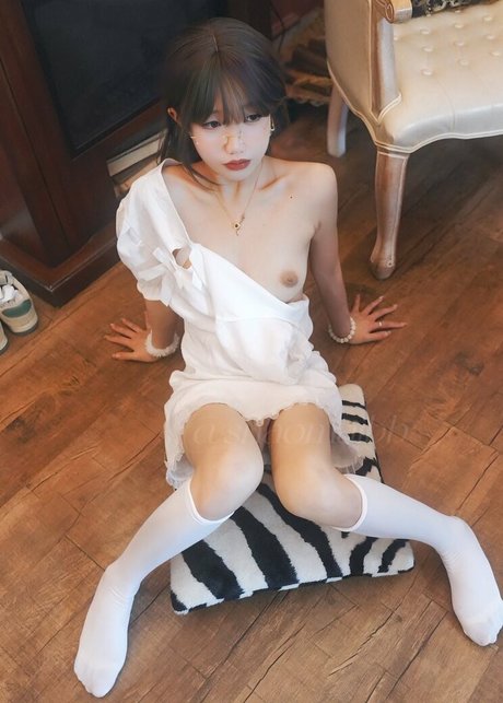 Naakte gelekte OnlyFans-foto van Shaomaibb