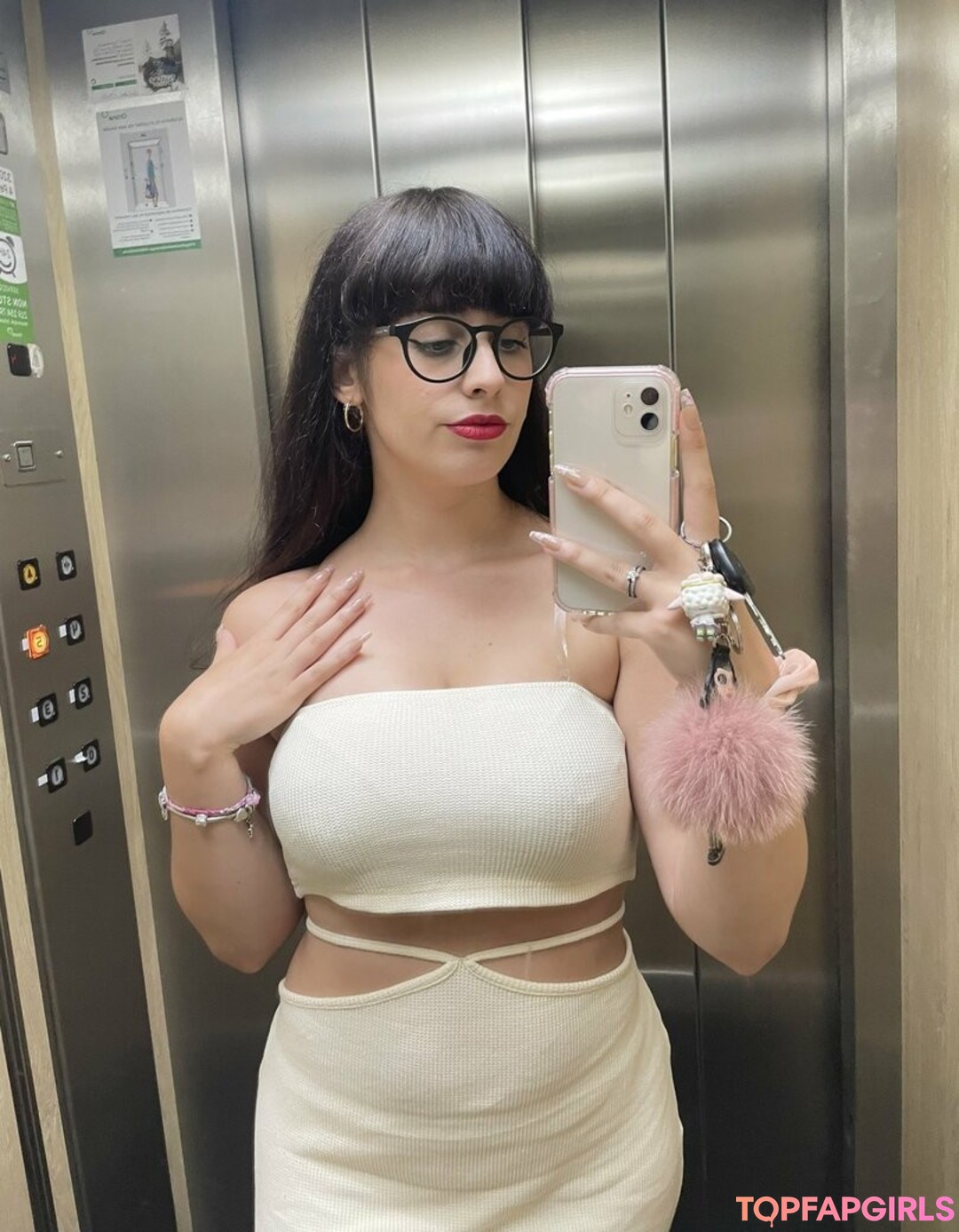 Naakte gelekte OnlyFans-foto van Filipa Santos #3 Naakte gelekte OnlyFans-foto van Filipa Santos #3