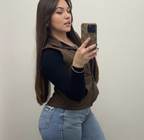 Adriana Salido
