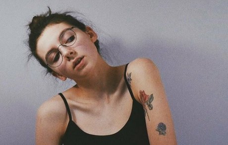 Naakte gelekte OnlyFans-foto van Katherine Hudson