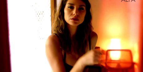 Naakte gelekte OnlyFans-foto van Lavinia Vlasak