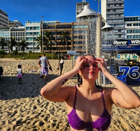 Naakte gelekte OnlyFans-foto van Fernanda Schmolz