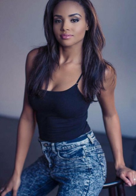 Naakte gelekte OnlyFans-foto van Meagan Tandy