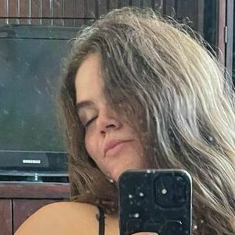 Naakte gelekte OnlyFans-foto van Hayfit4