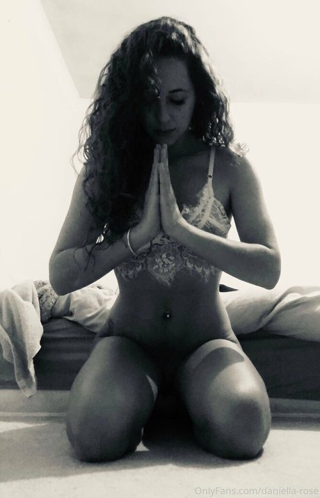 Daniella-rose