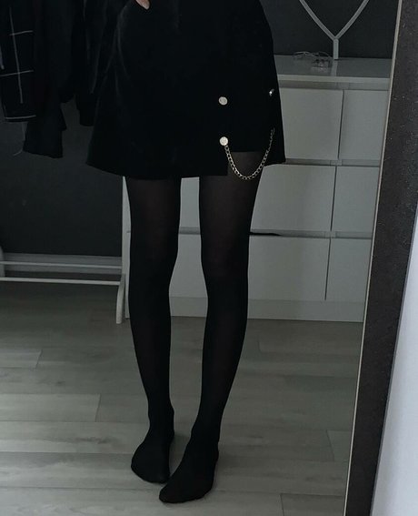 Naakte gelekte OnlyFans-foto van Grystnayaanya