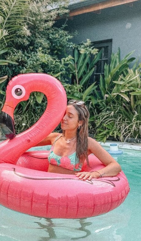 Naakte gelekte OnlyFans-foto van Sofi Martinez