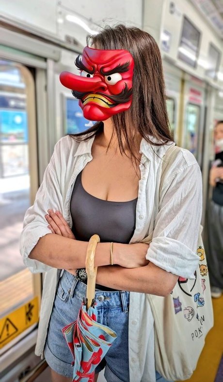 Naakte gelekte OnlyFans-foto van Onigiri