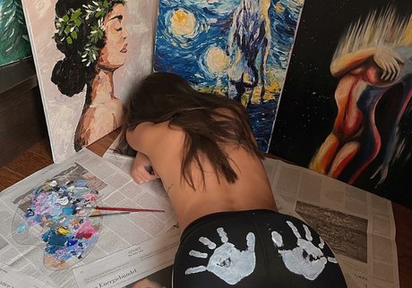 Naakte gelekte OnlyFans-foto van Solllomia