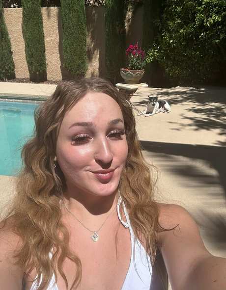 Naakte gelekte OnlyFans-foto van Tshavenrose
