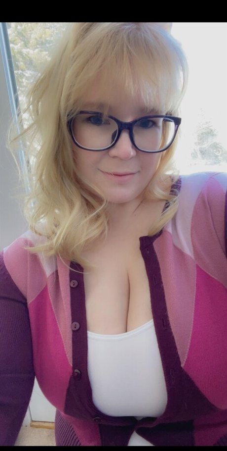 Naakte gelekte OnlyFans-foto van Abigail Ashryver