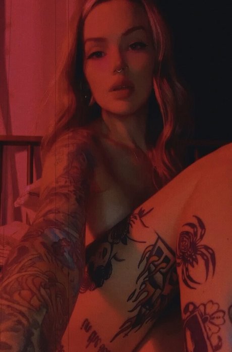 Naakte gelekte OnlyFans-foto van Ohioliz