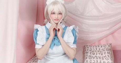 Momo JP Cosplay