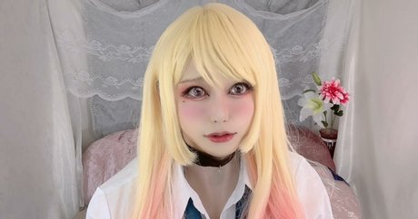 Naakte gelekte OnlyFans-foto van Momo Jp Cosplay