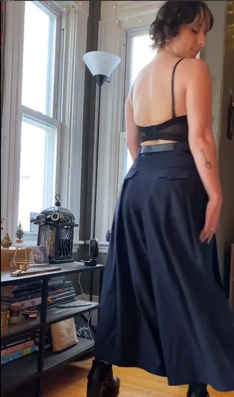 Naakte gelekte OnlyFans-foto van Casey Lee Williams