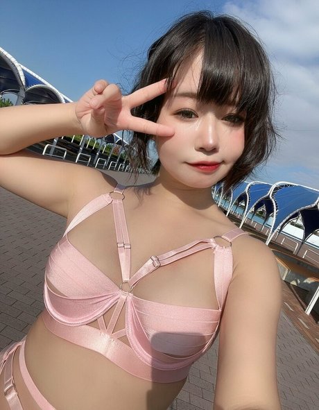 Naakte gelekte OnlyFans-foto van Ruis Tsuji