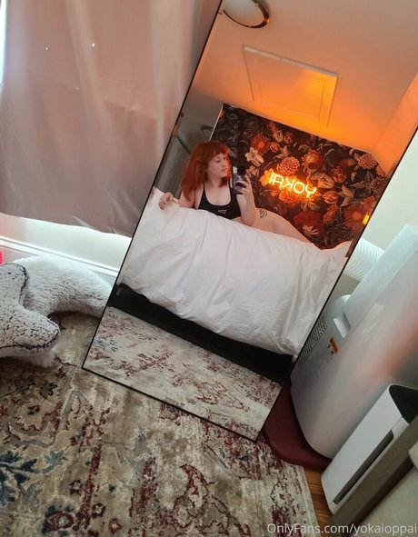 Naakte gelekte OnlyFans-foto van Yokaioppai