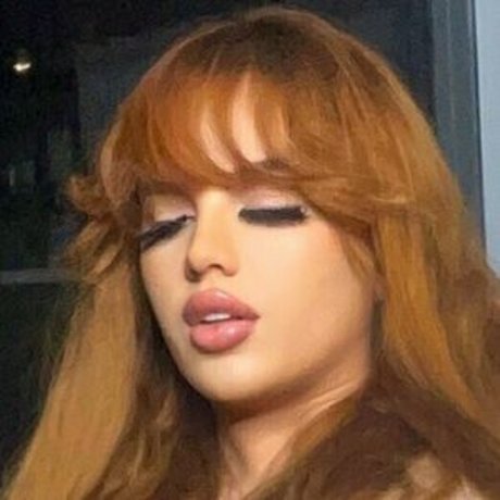 Naakte gelekte OnlyFans-foto van Elyylabella