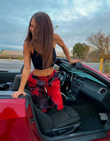 Naakte gelekte OnlyFans-foto van Kristenheh
