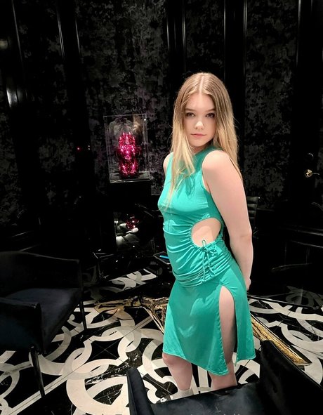 Naakte gelekte OnlyFans-foto van Maddiemasonxo